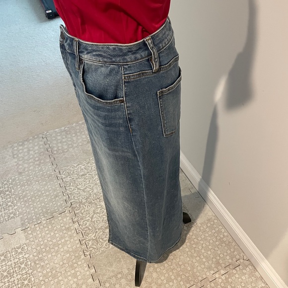 All-Year-Round Must-Have JEAN, DENIM SKIRT!High-Waist Front-Slit, Classic Skirt! - Picture 8 of 16